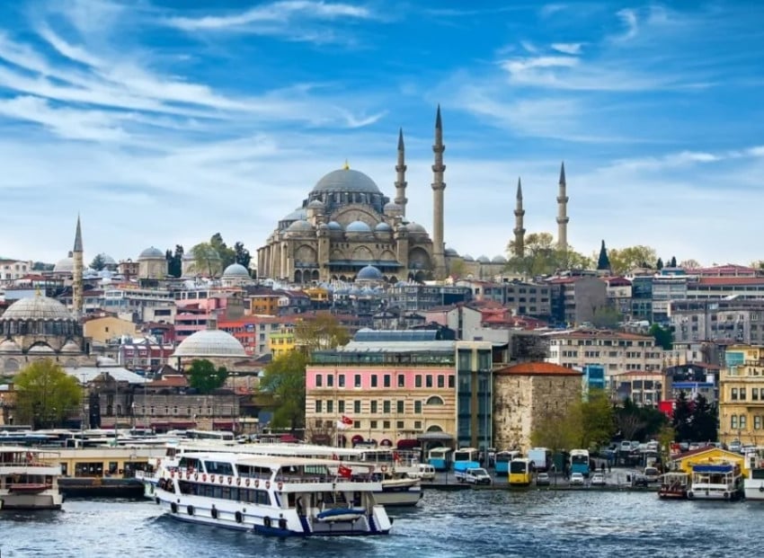 Negara-negara Arab Terpuruk karena Perang Iran, Turki Justru Raih Untung Besar