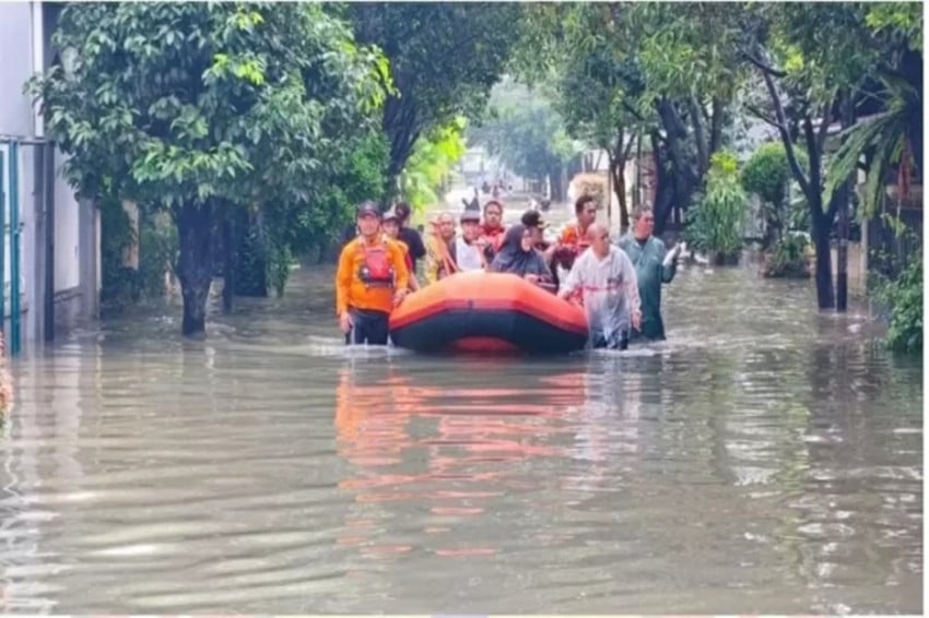 Kali Bekasi Siaga 2, BPBD Kota Bekasi Nyalakan Sirine Peringatan Banjir