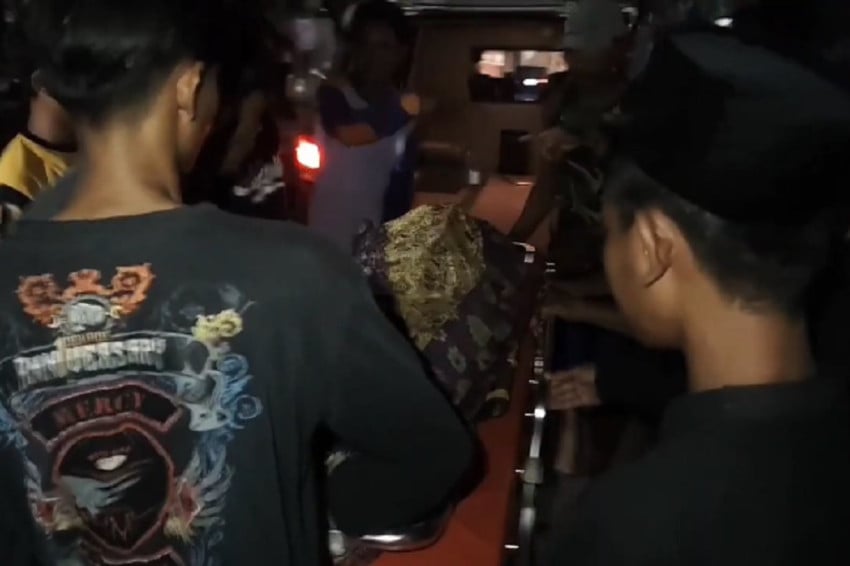 Tangis Pecah di Indramayu, 12 Korban Kecelakaan Maut Pantura Dimakamkan, 6 Kritis Dirawat