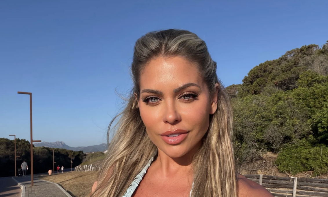 Bianca Gascoigne Pamerkan Hasil Operasi Kelopak Mata Jelang Usia 40 Tahun